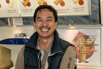 Fam Tran Vietnamese Loempia's op de Warenmarkt in Emmen. 